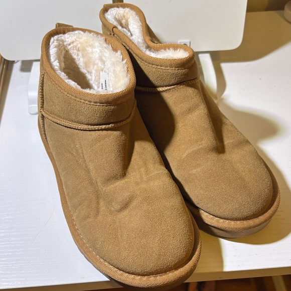 Cozy Tan Heeled Boots - Picture 1 of 6